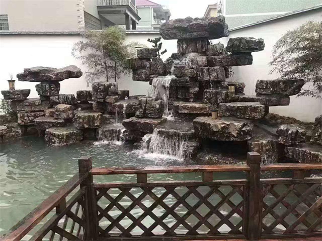 忻州小庭院假山鱼池布置图